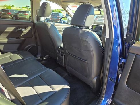 Used 2023 Nissan Rogue SL AWD/4WD image 13
