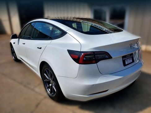 Used 2021 Tesla Model 3 Long Range AWD/4WD image 12