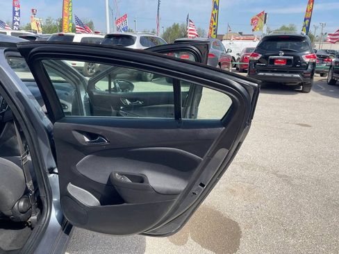 Used 2019 Chevrolet Cruze LT w/ LT Fleet Convenience Package image 6