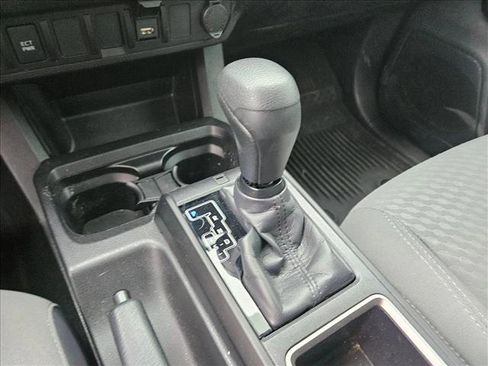 Used 2022 Toyota Tacoma SR image 17