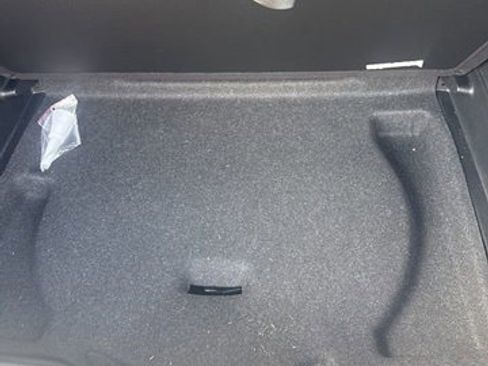 Used 2019 Jeep Cherokee High Altitude image 6