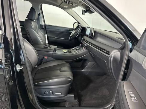 Used 2023 Hyundai Palisade Limited w/ Cargo Package image 29