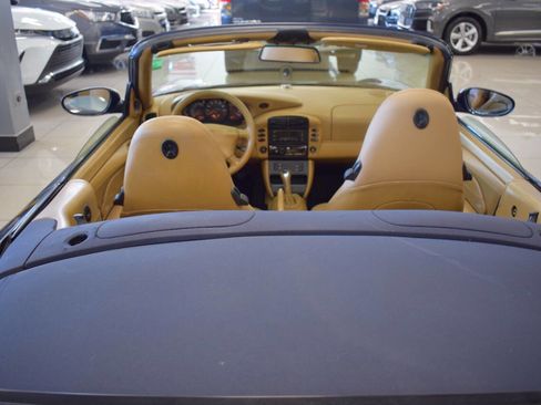 Used 2000 Porsche 911 Carrera image 31