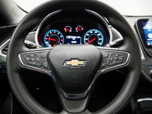 Used 2023 Chevrolet Malibu LT image 32