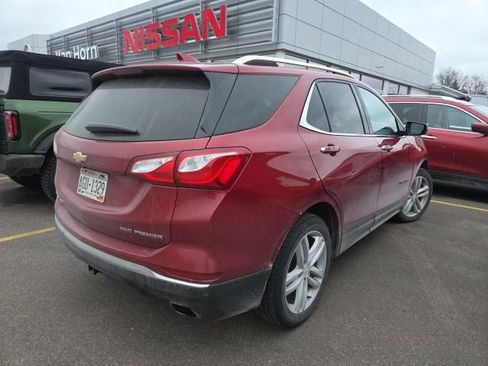 Used 2019 Chevrolet Equinox Premier image 3