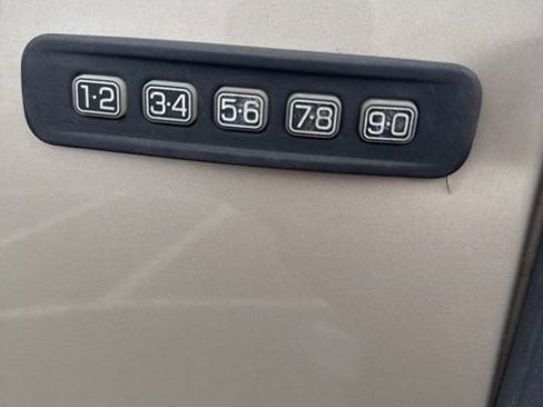 Used 2008 Ford F450 XLT image 14