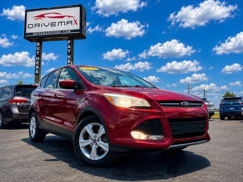 Used 2015 Ford Escape SE FWD image 1