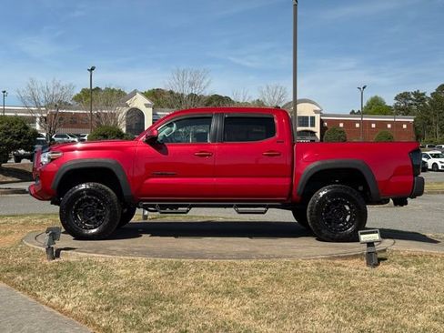 Used 2021 Toyota Tacoma SR5 image 4