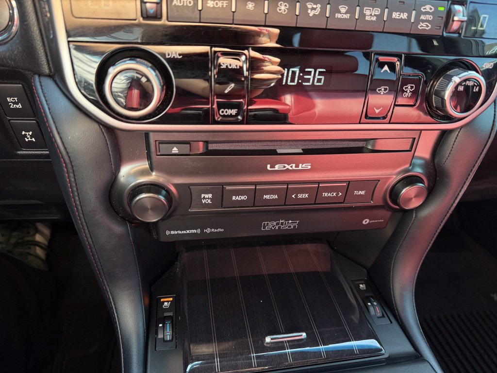 Used 2023 Lexus GX 460 Luxury w/ Sport Design Package AWD/4WD image 19