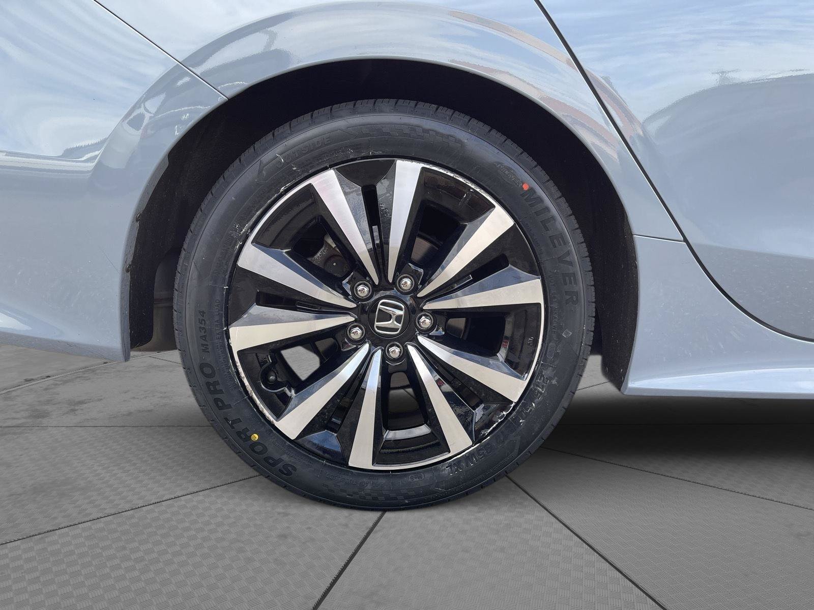 Used 2024 Honda Civic EX image 21