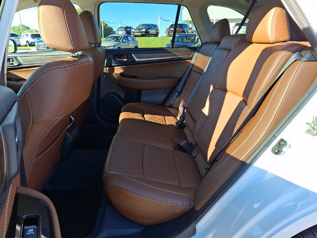 Used 2019 Subaru Outback 2.5i Touring AWD/4WD image 10