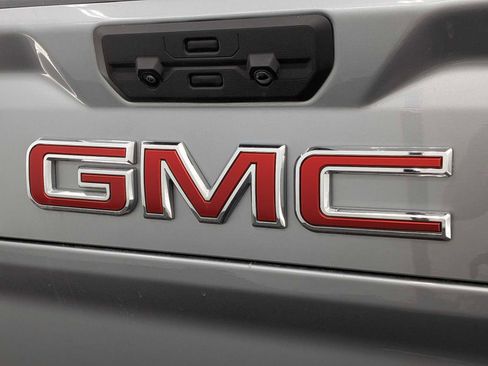 Used 2024 GMC Sierra 3500 Denali w/ Denali Reserve Package AWD/4WD image 11