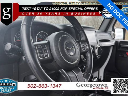 Used 2016 Jeep Wrangler Unlimited Sahara w/ Connectivity Group AWD/4WD image 15