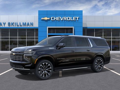 New 2026 Chevrolet Suburban High Country image 2