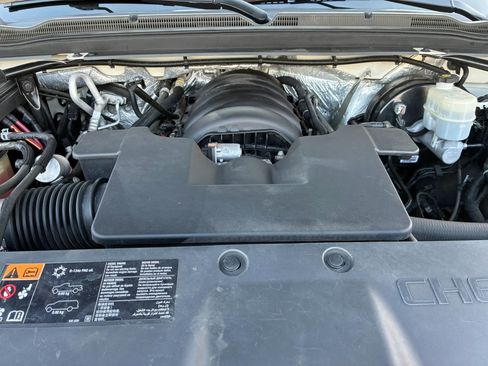Used 2015 Chevrolet Tahoe LTZ AWD/4WD image 31