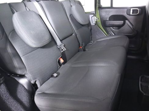 Used 2023 Jeep Wrangler Unlimited AWD/4WD image 38