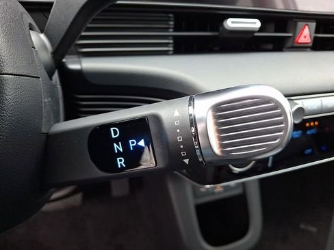 New 2026 Hyundai Ioniq 5 SEL image 8