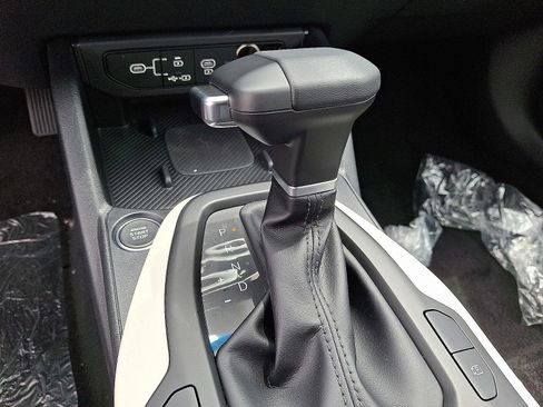 New 2025 Kia K4 GT-Line image 9