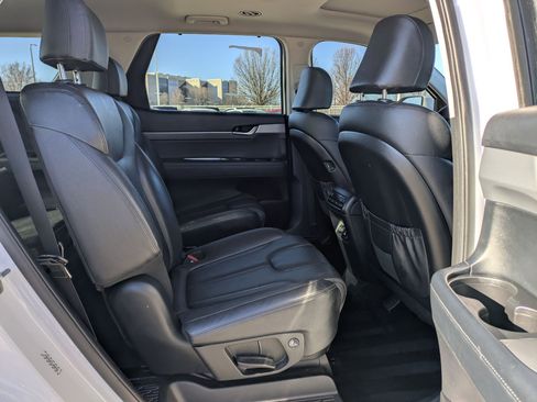 Used 2020 Hyundai Palisade SEL w/ Premium Package image 27