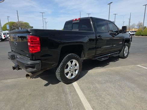 Used 2019 Chevrolet Silverado 2500 LTZ w/ Duramax Plus Package image 6
