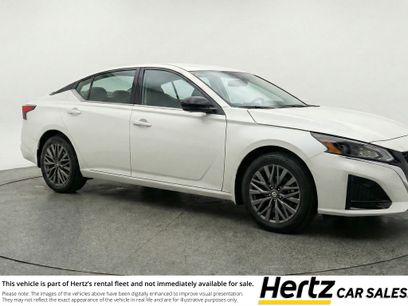 Used 2025 Nissan Altima 2.5 SV