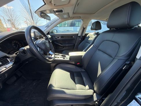 Used 2023 Honda Civic EX-L image 9