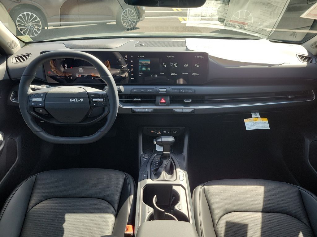New 2026 Kia K4 EX FWD image 17