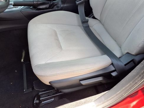 Used 2018 Subaru Impreza 2.0i Premium AWD/4WD image 23