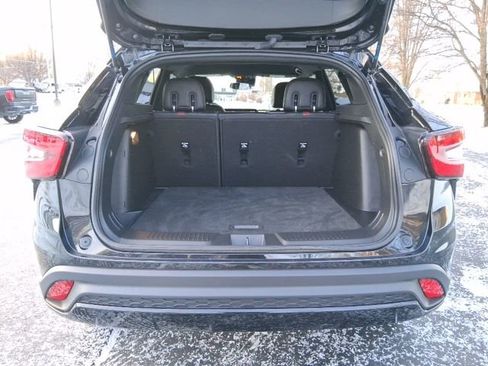 Used 2024 Chevrolet Trax RS w/ Driver Confidence Package image 5