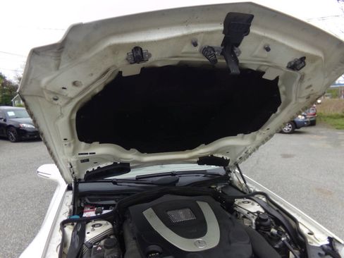 Used 2009 Mercedes-Benz SL 550 image 54