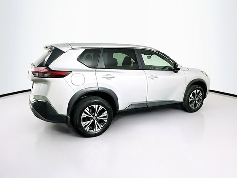 Used 2023 Nissan Rogue SV image 10