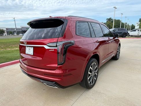 Used 2024 Cadillac XT6 Sport AWD/4WD image 5