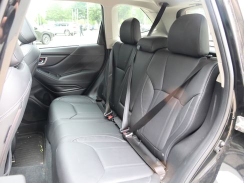 Used 2022 Subaru Forester Touring AWD/4WD image 35
