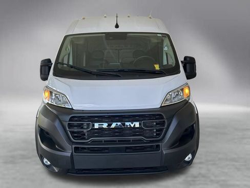 Used 2025 RAM ProMaster 2500 w/ Convenience Group FWD image 12