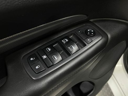 Used 2018 Dodge Durango GT AWD/4WD image 14