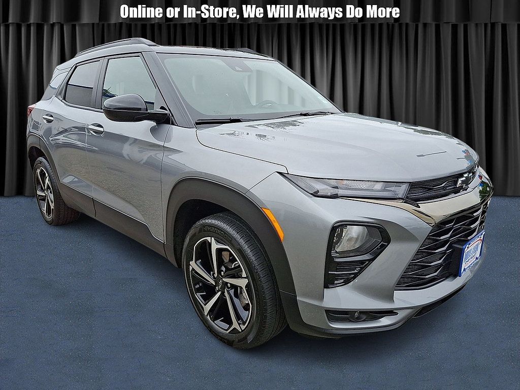 Certified 2023 Chevrolet TrailBlazer RS AWD/4WD image 1