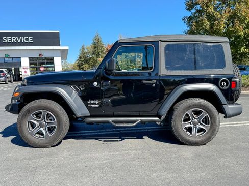 Used 2018 Jeep Wrangler Sport S image 5