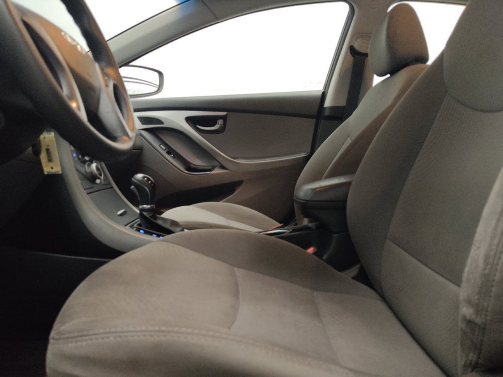 Used 2016 Hyundai Elantra SE FWD image 17