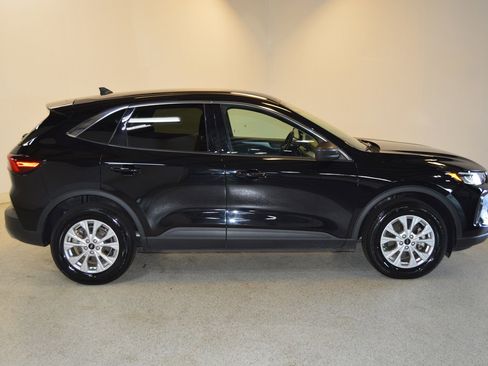 Used 2024 Ford Escape Active image 2