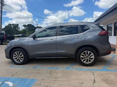 Used 2020 Nissan Rogue SV AWD/4WD image 5