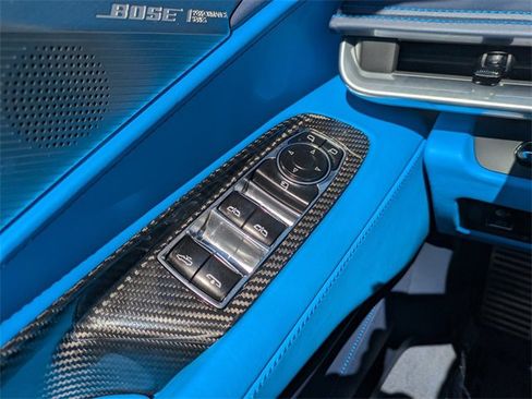 Used 2022 Chevrolet Corvette Stingray Premium Conv w/ Z51 Performance Package image 22