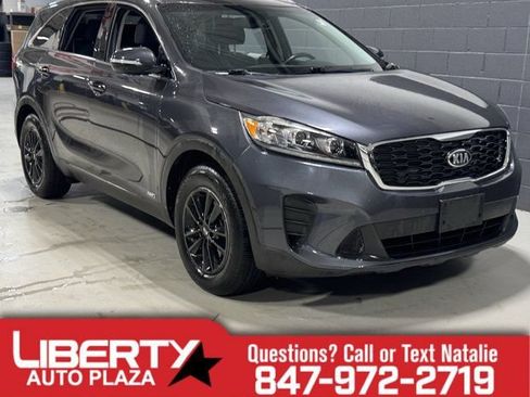 Used 2019 Kia Sorento AWD w/ LX Convenience Package image 1