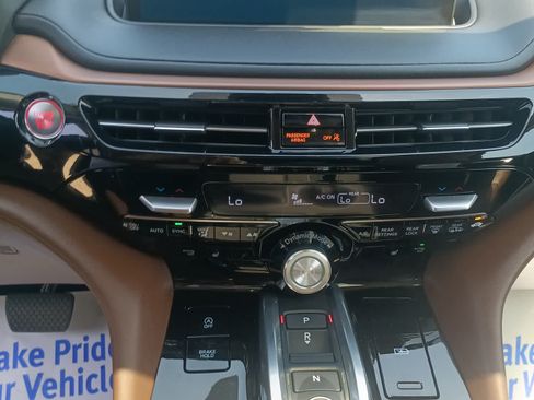 Used 2023 Acura MDX SH-AWD w/ Technology Package image 13