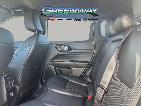 New 2026 Jeep Compass Latitude image 15