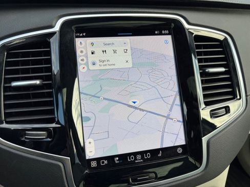 Used 2023 Volvo XC90 B6 Ultimate w/ Protection Package image 16