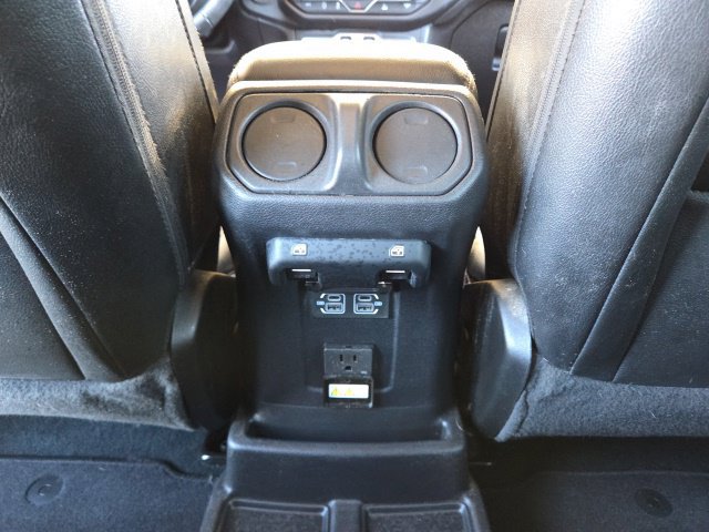 Used 2022 Jeep Wrangler Unlimited Sahara AWD/4WD image 43