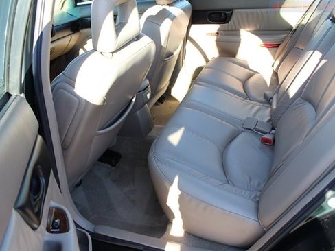 Used 2003 Buick Regal LS w/ LS Luxury Plus Package image 22