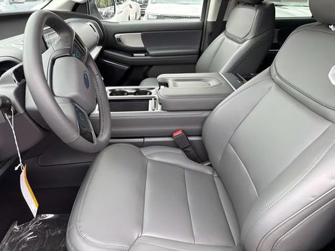 New 2026 Ford Expedition Active RWD image 22