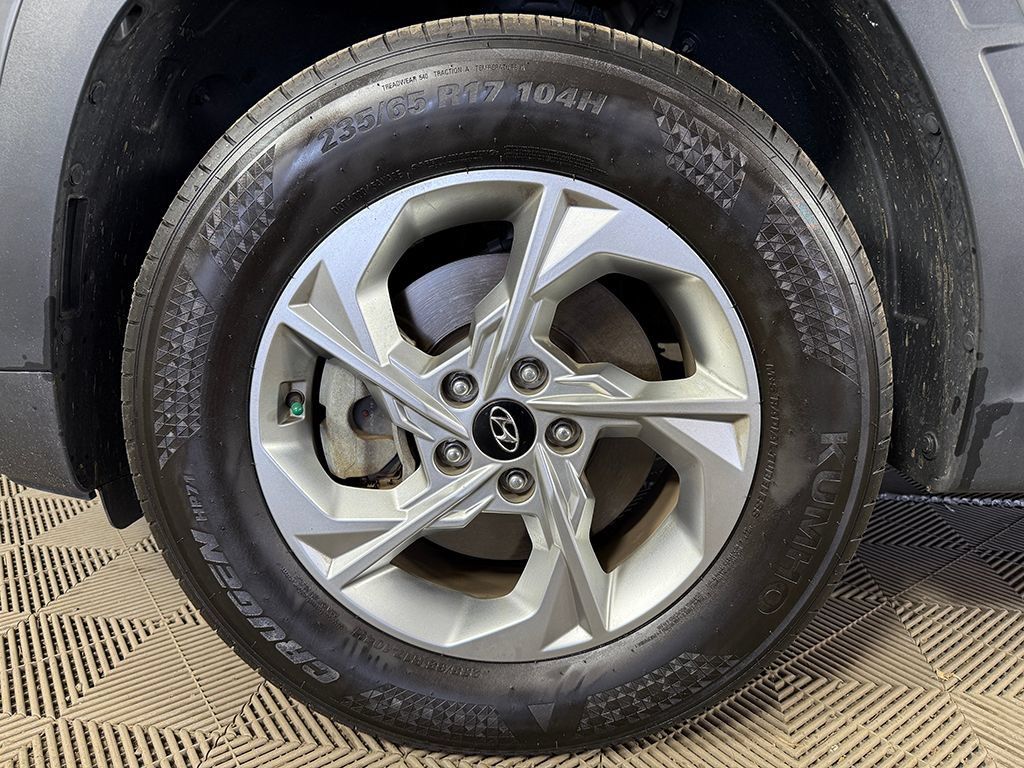 Used 2024 Hyundai Tucson SE AWD/4WD image 17