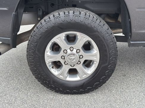Used 2024 RAM 2500 Big Horn AWD/4WD image 35